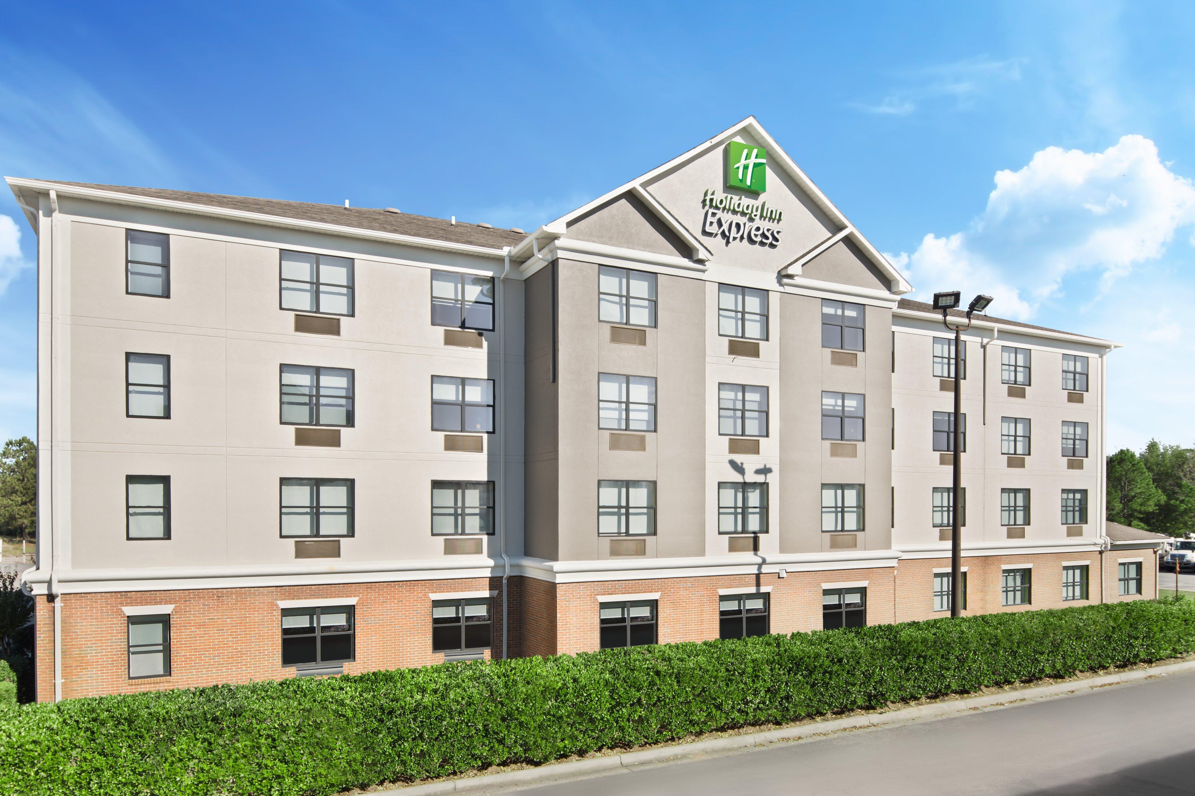 Holiday Inn Express Hotel & Suites Byron By Ihg Exterior photo