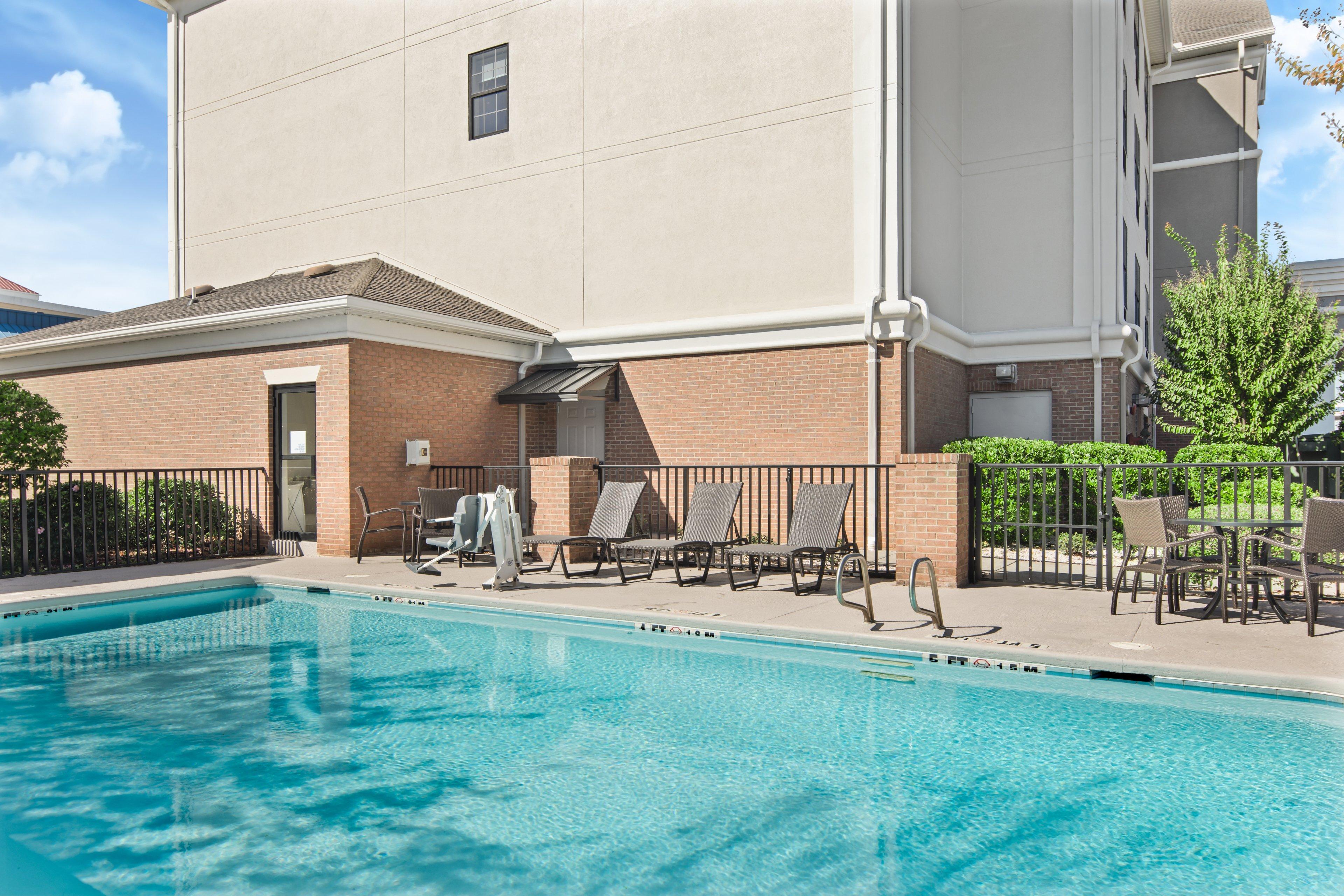Holiday Inn Express Hotel & Suites Byron By Ihg Exterior photo