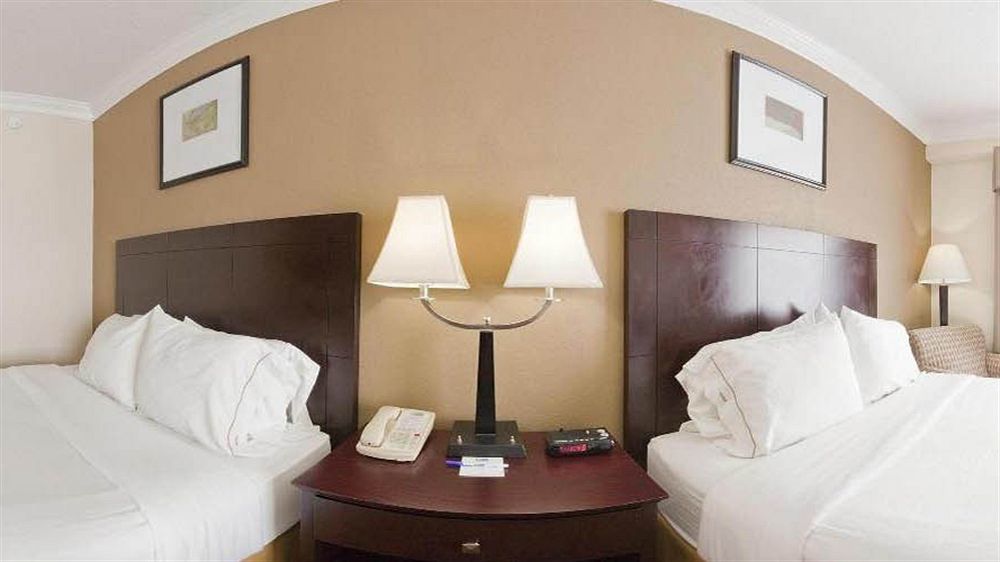 Holiday Inn Express Hotel & Suites Byron By Ihg Exterior photo